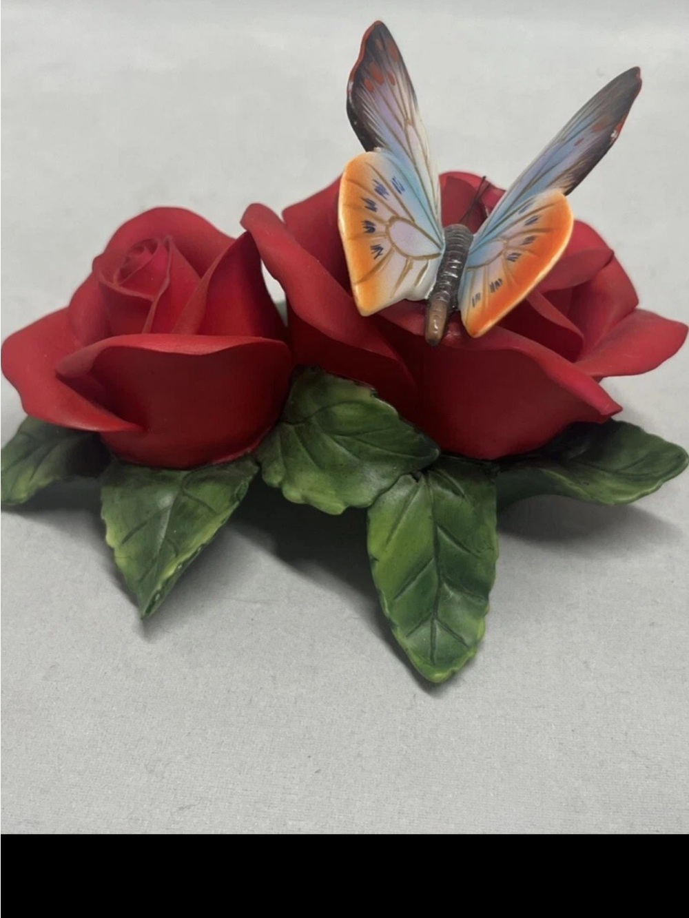 Classic Treasures Porcelain Collectable Red Roses with Butterfly - Picture 9 of 9